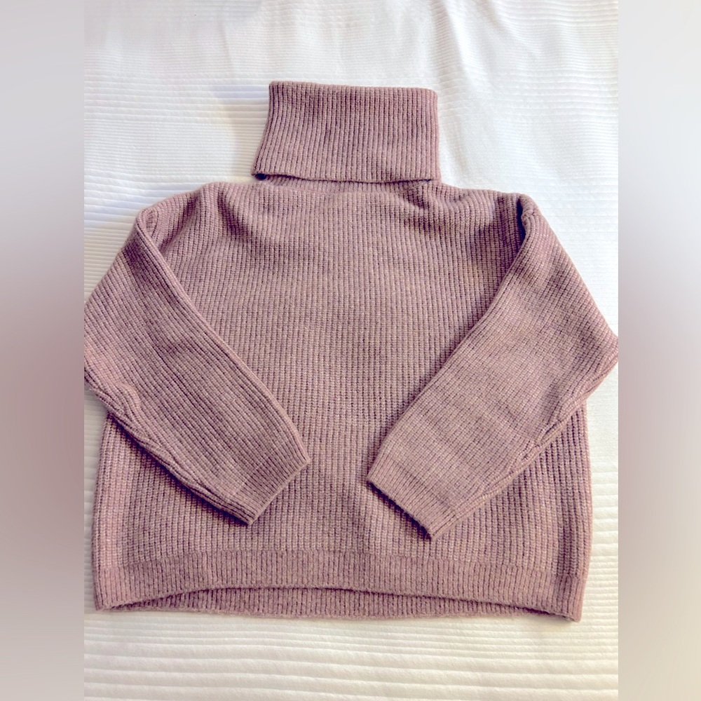 H&M chunky oversized turtleneck sweater